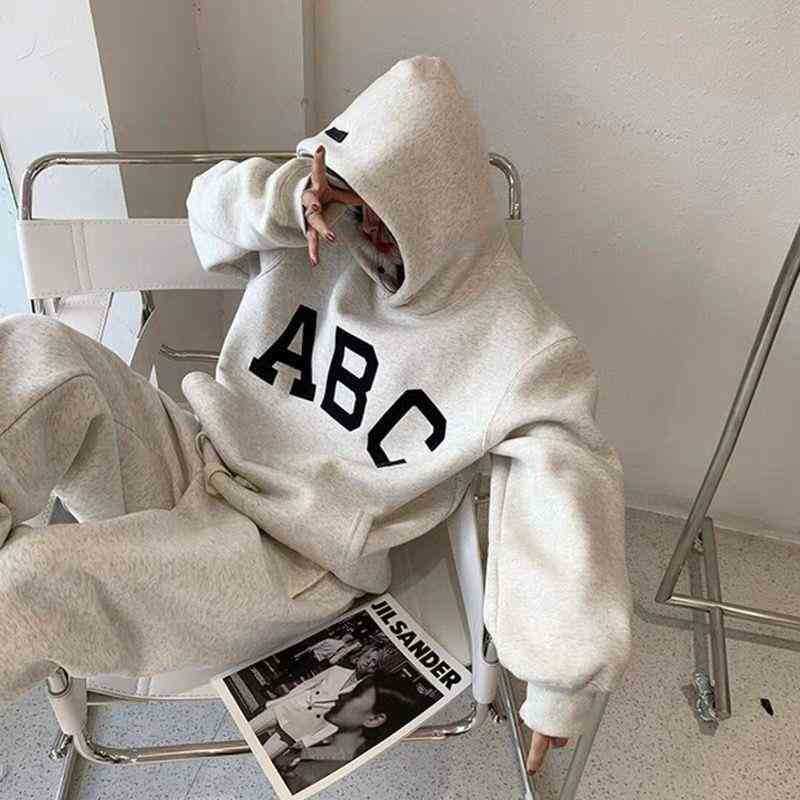 Line Men' Hoodies Cotton Comfortable Sweatshirt of Goddess Main Designer Season Luxury Flocking Hoodie High Street 7th V54U, Oatmeal ash
Line Men' Hoodies Cotton Comfortable Sweatshirt of Goddess Main Designer Season Luxury Flocking Hoodie High Street 7th V54U, Oatmeal ash