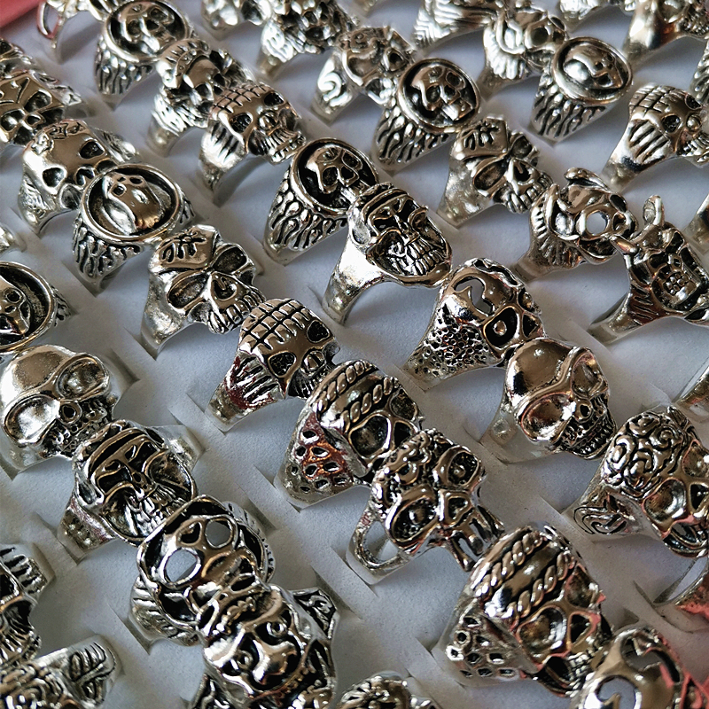 Band 50Pcs Bulk Wholesale Lots Skull For Female Lady Man Skeleton Vintage Gothic Jewelry Biker Punk Celebration Party 221125