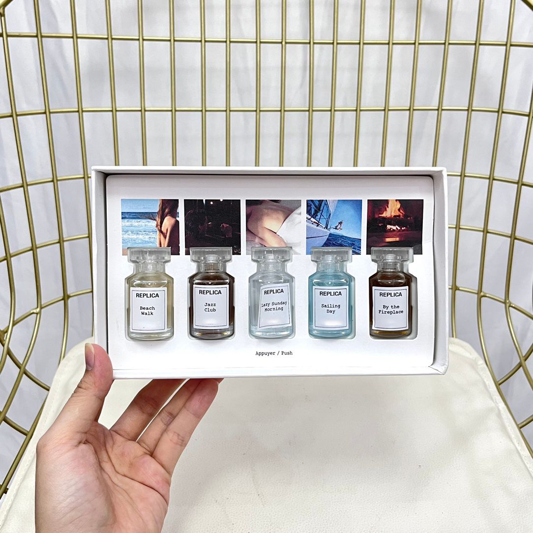 Luxury Brand Maison Perfume 7ml 5pcs Set Fragrance Jazz Club Beach Walk Sailing Day Long Lasting Replica Paris Parfum Spray 5in1
Luxury Brand Maison Perfume 7ml 5pcs Set Fragrance Jazz Club Beach Walk Sailing Day Long Lasting Replica Paris Parfum Spray 5in1