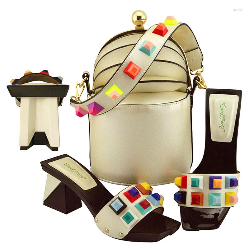 Dress Shoes Italian Designer And Bags Matching Set Party Wedding With Fashion Bag Beige Color
Dress Shoes Italian Designer And Bags Matching Set Party Wedding With Fashion Bag Beige Color