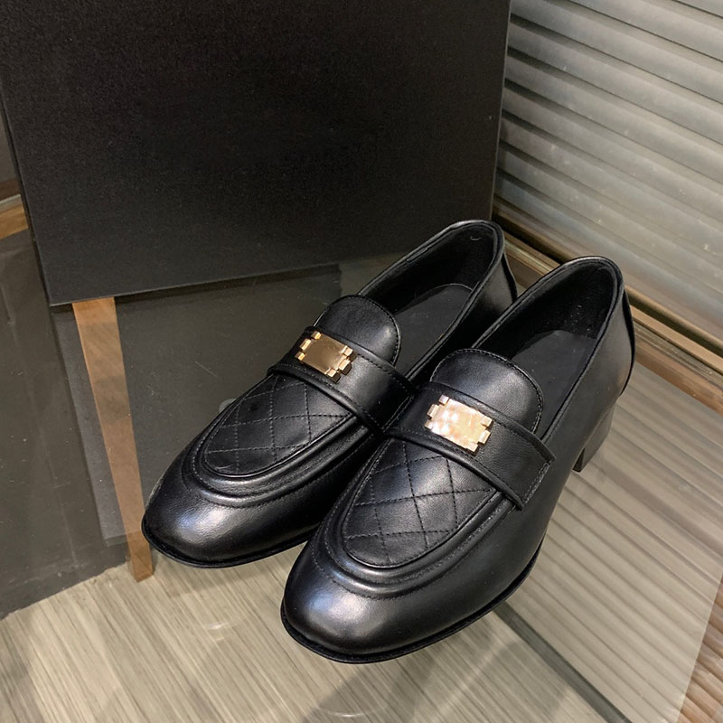 Womens Dress Shoes Sheepskin Chunky Heels Loafers Quilted Texture Hardware Matelasse Slip-on Platform Ballet Shoe For Party Wedding Shoe Classic Retro Black
Womens Dress Shoes Sheepskin Chunky Heels Loafers Quilted Texture Hardware Matelasse Slip-on Platform Ballet Shoe For Party Wedding Shoe Classic Retro Black