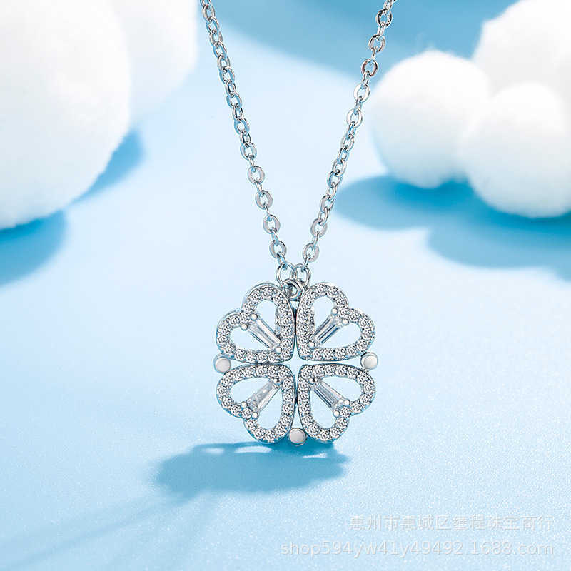Pendnt Necklces Dimond studded little multi mgnet Clover Necklce for girl to give her girlfriend clvicle chin temperament gift
Pendnt Necklces Dimond studded little multi mgnet Clover Necklce for girl to give her girlfriend clvicle chin temperament gift