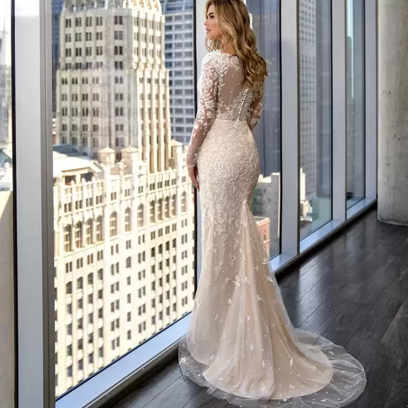 Mermaid Champagne Wedding Dresses Bride Gown Deeep V Neck Long Sleeves Lace Appliques Bridal Gowns Plus Size Overskirts Detachable Train Trumpet S