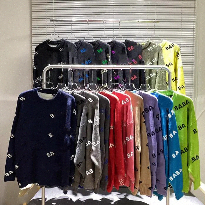 Designer sweater Men senior classic knit sweaters women long sleeve crewneck jupmer leisure multicolor keep warm womens Asian size v1So#
Designer sweater Men senior classic knit sweaters women long sleeve crewneck jupmer leisure multicolor keep warm womens Asian size v1So#