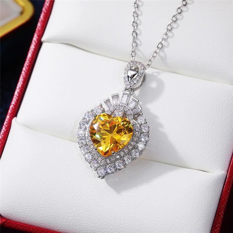 Pendant Necklaces Delicate Heart Wedding Necklace For Women Pink Red Yellow Inlaid Shiny Cubic Zirconia Fashion Party Jewelry
Pendant Necklaces Delicate Heart Wedding Necklace For Women Pink Red Yellow Inlaid Shiny Cubic Zirconia Fashion Party Jewelry