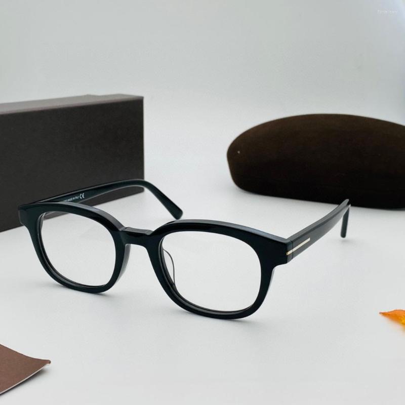 Sunglasses Optical Eyeglasses For Men Women Retro 5808 Style Anti-Blue Glasses Light Lens Plate Full Frame With Box
Sunglasses Optical Eyeglasses For Men Women Retro 5808 Style Anti-Blue Glasses Light Lens Plate Full Frame With Box