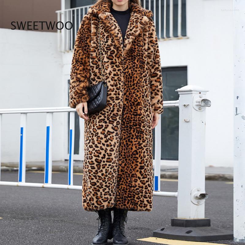 Women's Fur 2022 Winter Long Faux Coats For Women Vintage Thick Warm Overcoat Lapel Plush Jacket Female Leopard Print Coat
Women's Fur 2022 Winter Long Faux Coats For Women Vintage Thick Warm Overcoat Lapel Plush Jacket Female Leopard Print Coat