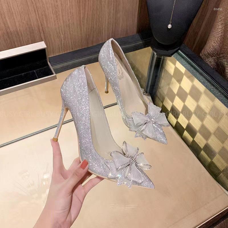 Dress Shoes 2022 Large Size Single Female Pointed Fairy Feng Rhinestone Bowl Of Fine Heel Bridesmaid High Banquet Weddi, Champagne 6cm
Dress Shoes 2022 Large Size Single Female Pointed Fairy Feng Rhinestone Bowl Of Fine Heel Bridesmaid High Banquet Weddi, Champagne 6cm