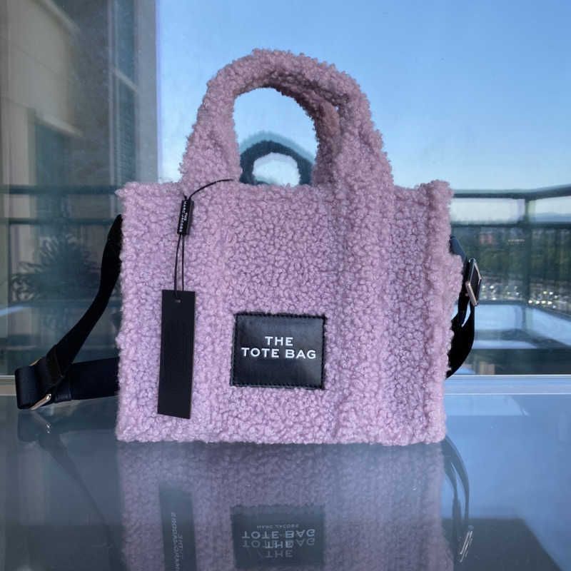 The Totes Designer Women bags Teddy Bear Wool Crossbody Shopping Bag Winter Letter Casual Handheld Shoulder Handbags
The Totes Designer Women bags Teddy Bear Wool Crossbody Shopping Bag Winter Letter Casual Handheld Shoulder Handbags