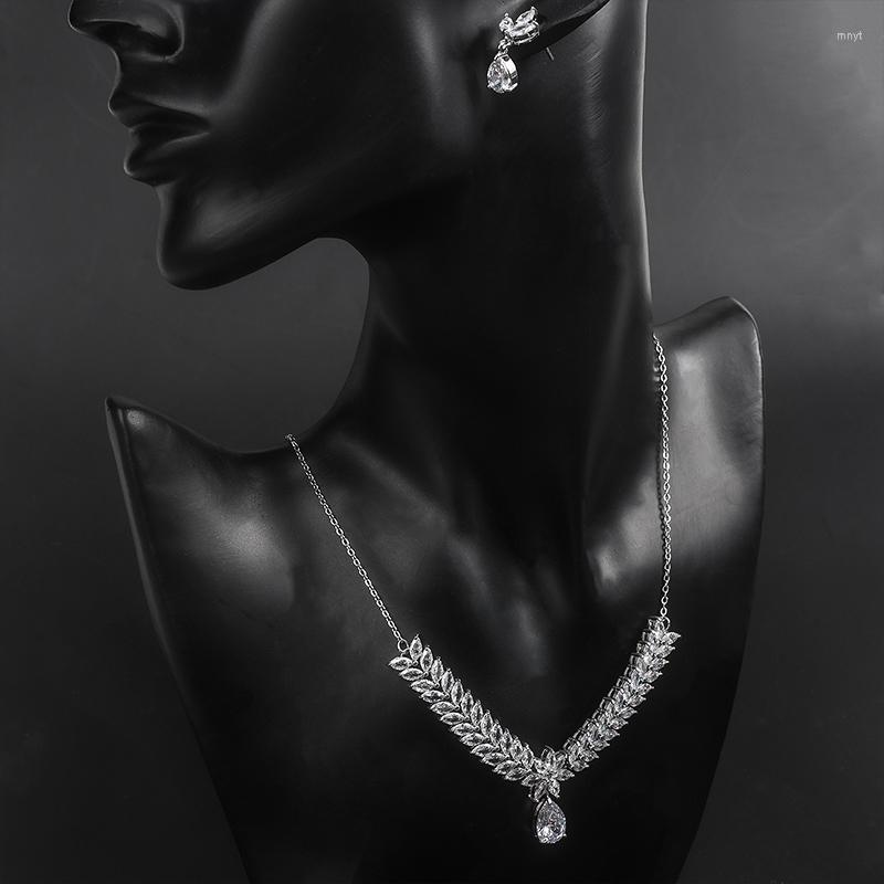 Necklace Earrings Set YYSUNNY Luxury Crystal For Women Water Drop Leaves Choker And Female Banquet Wedding Party Accessories, Picture shown
Necklace Earrings Set YYSUNNY Luxury Crystal For Women Water Drop Leaves Choker And Female Banquet Wedding Party Accessories, Picture shown