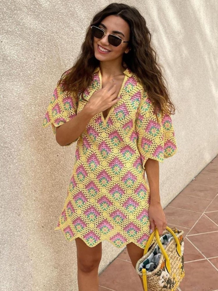 Casual Dresses Women's Openwork Diamond Pattern Crochet Knitted Dress Fashion Embroidery Lapel Mini Knit Robe Elegant Wave Hem Clubwear 221126, As shown
Casual Dresses Women's Openwork Diamond Pattern Crochet Knitted Dress Fashion Embroidery Lapel Mini Knit Robe Elegant Wave Hem Clubwear 221126, As shown
