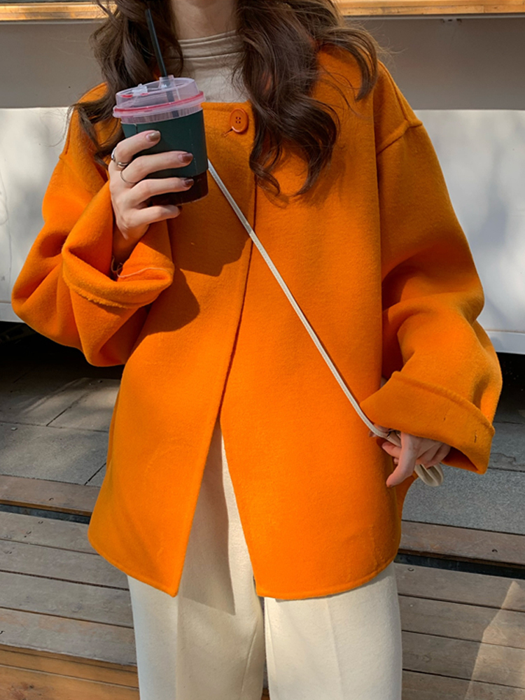 Women Knits Tees Autumn and winter Korean version of the retro Hepburn style small long sleeved hooded woolen coat women 221125, Picture color
Women Knits Tees Autumn and winter Korean version of the retro Hepburn style small long sleeved hooded woolen coat women 221125, Picture color