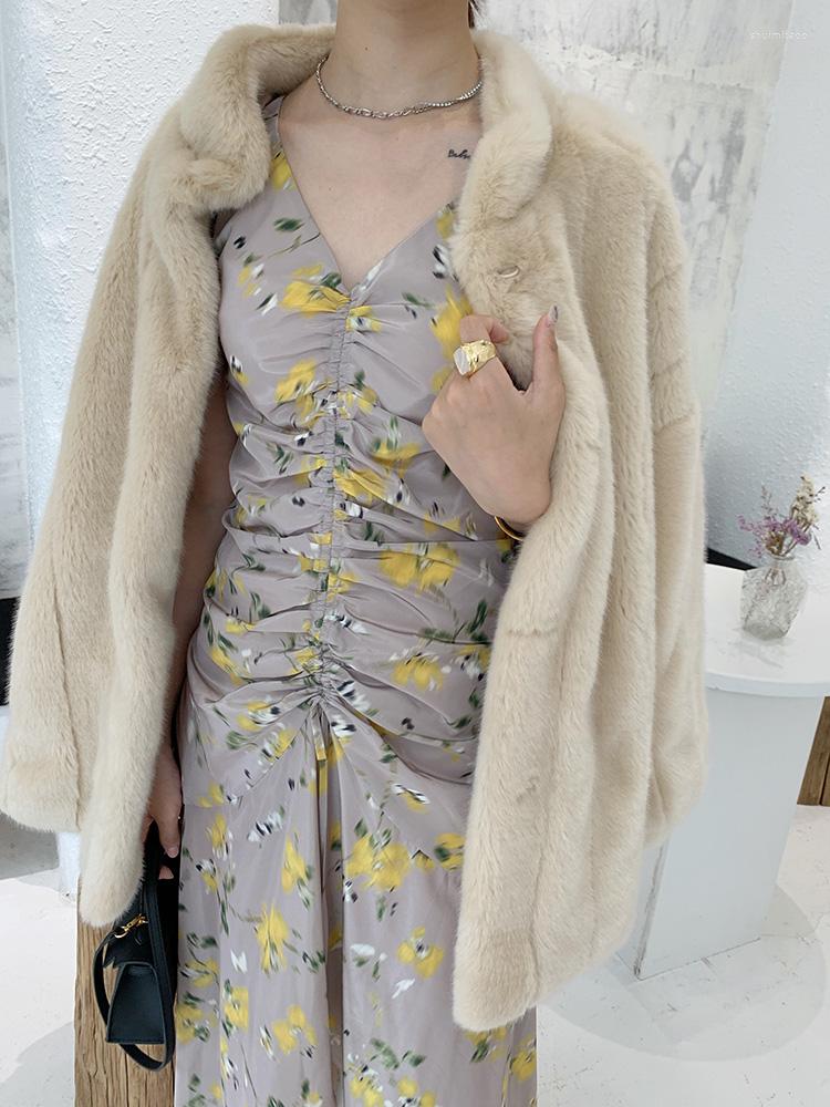Women's Fur Faux Coat Imitation Mink With Puff Sleeves For Girls Female Clothing Thick Warm Luxury Furry, Beige
Women's Fur Faux Coat Imitation Mink With Puff Sleeves For Girls Female Clothing Thick Warm Luxury Furry, Beige