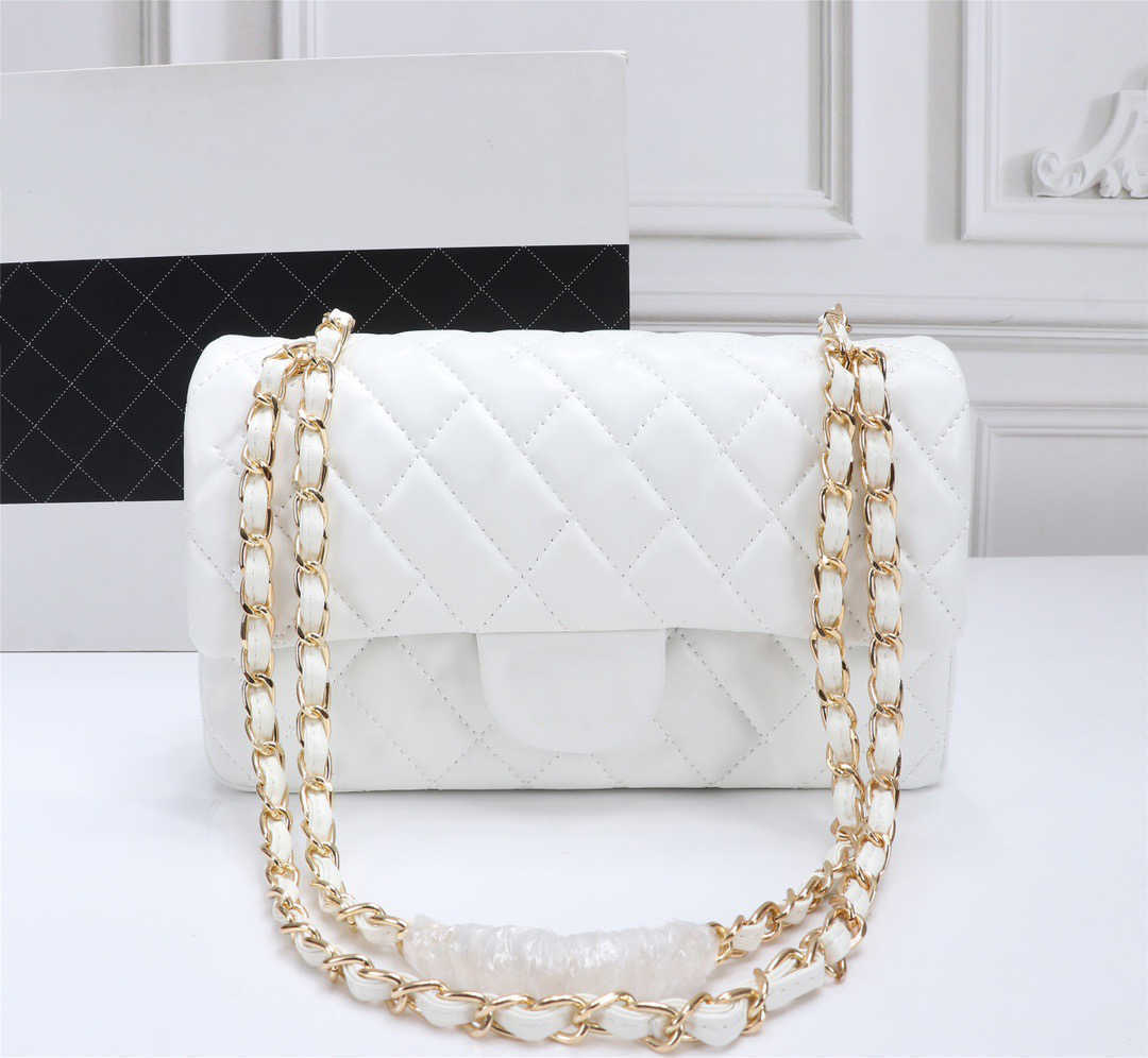 2022 Designer Handbag Shoulder Chain Bag Clutch Letter Solid Color Buckle Waist Square Stripe Ladies Luxury, 13
2022 Designer Handbag Shoulder Chain Bag Clutch Letter Solid Color Buckle Waist Square Stripe Ladies Luxury, 13