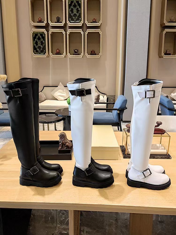 Black smooth leather knee high bicycle boots designer women winter calf leather bootsround head thick bottom buckle, Red 
Black smooth leather knee high bicycle boots designer women winter calf leather bootsround head thick bottom buckle, Red