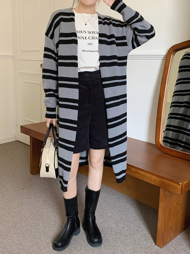 Women Knits Tees Korean Sweater Coat loose and versatile large size lazy wind stripe medium length knee knitting coat 221125, Picture color
Women Knits Tees Korean Sweater Coat loose and versatile large size lazy wind stripe medium length knee knitting coat 221125, Picture color