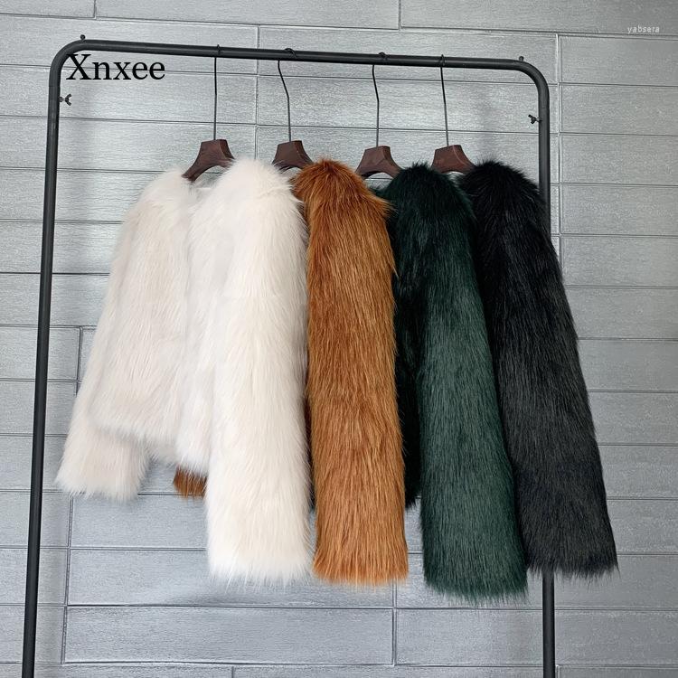 Women' Fur Faux Outerwear Sheep Women Short Coat Warm Plush Coats Female Jacket Autumn Winter Elegant Furry Clothing
Women' Fur Faux Outerwear Sheep Women Short Coat Warm Plush Coats Female Jacket Autumn Winter Elegant Furry Clothing