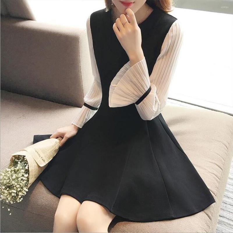 Hoodies Autumn Patchwork Chiffon Elastic Waist Flare Sleeve Female Long Vestidos A-line Black Knee-length, C545-2
Hoodies Autumn Patchwork Chiffon Elastic Waist Flare Sleeve Female Long Vestidos A-line Black Knee-length, C545-2