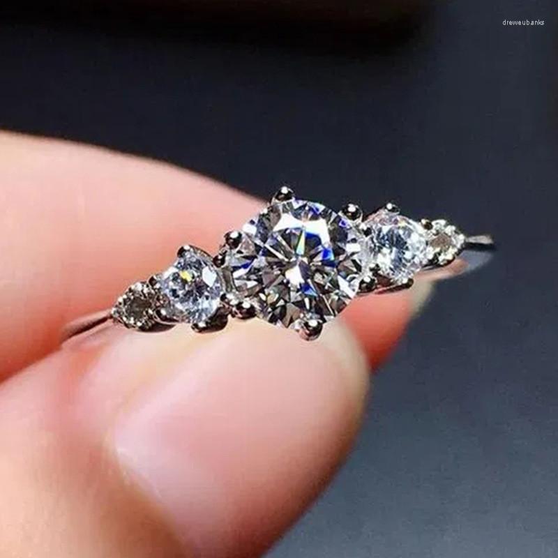 Wedding Rings VAGZEB Temperament Sweet Women's Ring Inlaid Round Cubic Zirconia Bling Female Accessories 2022 Trendy Jewelry
Wedding Rings VAGZEB Temperament Sweet Women's Ring Inlaid Round Cubic Zirconia Bling Female Accessories 2022 Trendy Jewelry