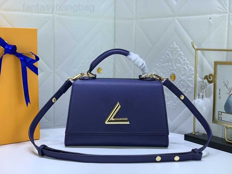 lvs bag Louisity women handbags shoulder bags leather TWIST ONE HANDLE luxurys designers classic style V lock flap fashion crossbody bag 5WRQ, Box (not for sale)
lvs bag Louisity women handbags shoulder bags leather TWIST ONE HANDLE luxurys designers classic style V lock flap fashion crossbody bag 5WRQ, Box (not for sale)
