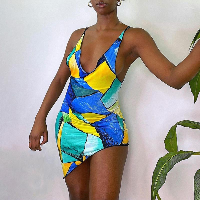 Casual Dresses Women Summer Sleeveless Dress Fashion Girls' Slim Fit Color Block Vintage Y2K Goth Style Printed V-neck Hem Short MIni
Casual Dresses Women Summer Sleeveless Dress Fashion Girls' Slim Fit Color Block Vintage Y2K Goth Style Printed V-neck Hem Short MIni
