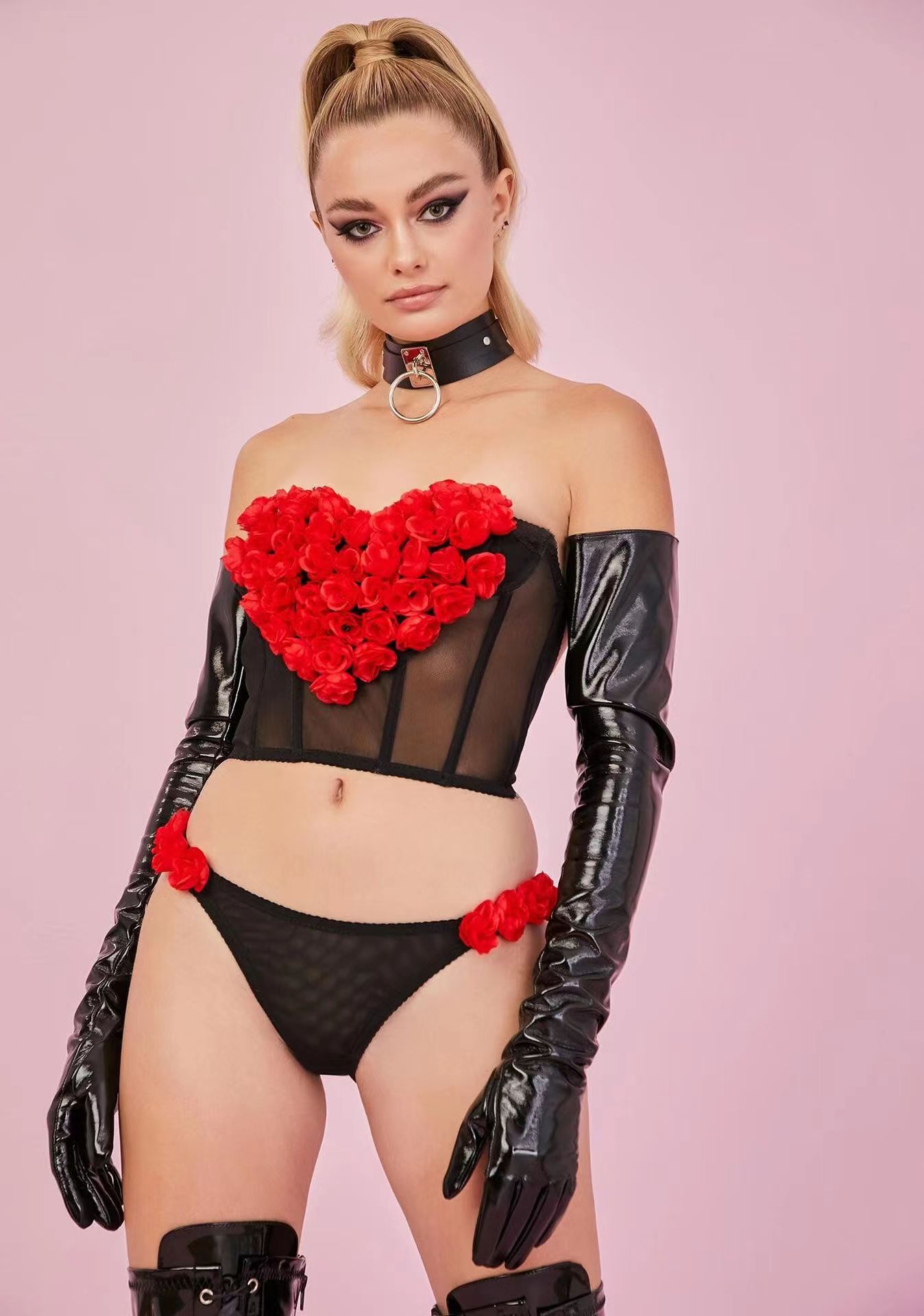 Bras Sets Sexy Split Rose Hollow Seduction Sexy Patent Leather Three Point Skirt Underwear Set, Black (gloves included)
Bras Sets Sexy Split Rose Hollow Seduction Sexy Patent Leather Three Point Skirt Underwear Set, Black (gloves included)