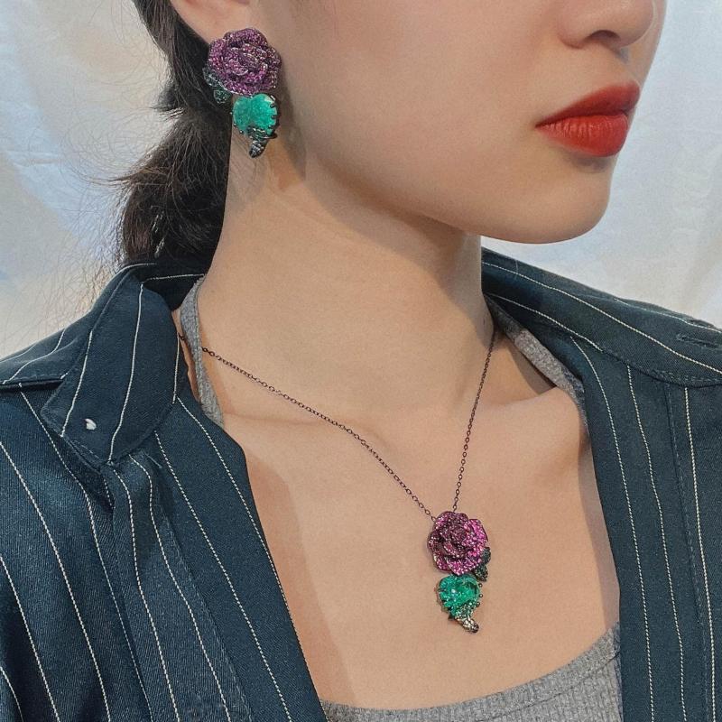 Necklace Earrings Set CIZEVA Lovely Camellia Peach Heart Paraiba Tourmaline 3pcs/set Women Black Gold Elegant Retro Jewelry, Picture shown
Necklace Earrings Set CIZEVA Lovely Camellia Peach Heart Paraiba Tourmaline 3pcs/set Women Black Gold Elegant Retro Jewelry, Picture shown