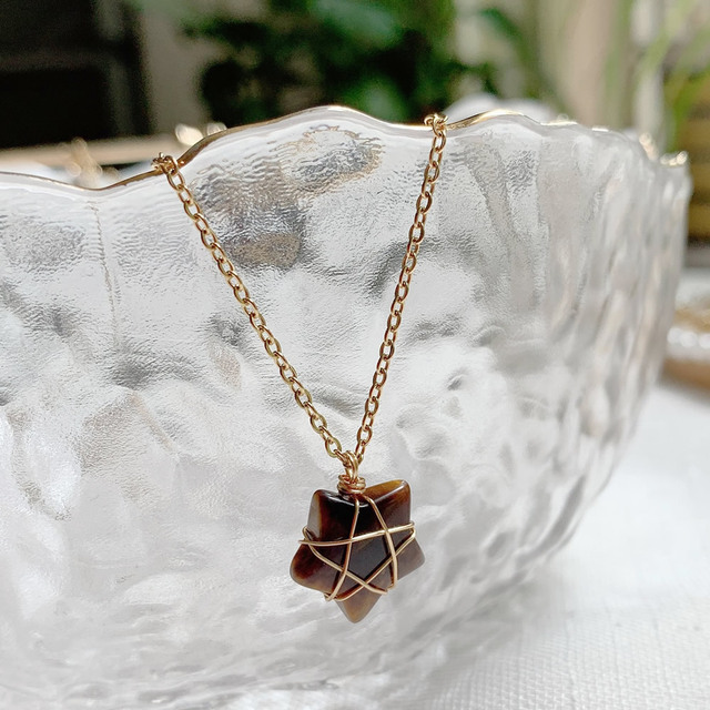 Natural Crystal Stone Necklace Five-Pointed Star Pink Quartz Pendant Choker necklaces for women jewelry