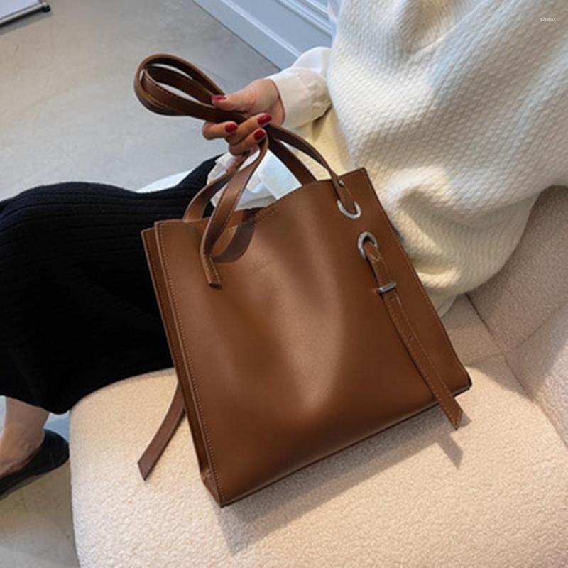 Evening Bags Fashion PU Leather Handbag For Women Luxury Designer Shoulder Sac Autumn Ladies Large Capacity Travel Shopping Tote Bag, White
Evening Bags Fashion PU Leather Handbag For Women Luxury Designer Shoulder Sac Autumn Ladies Large Capacity Travel Shopping Tote Bag, White