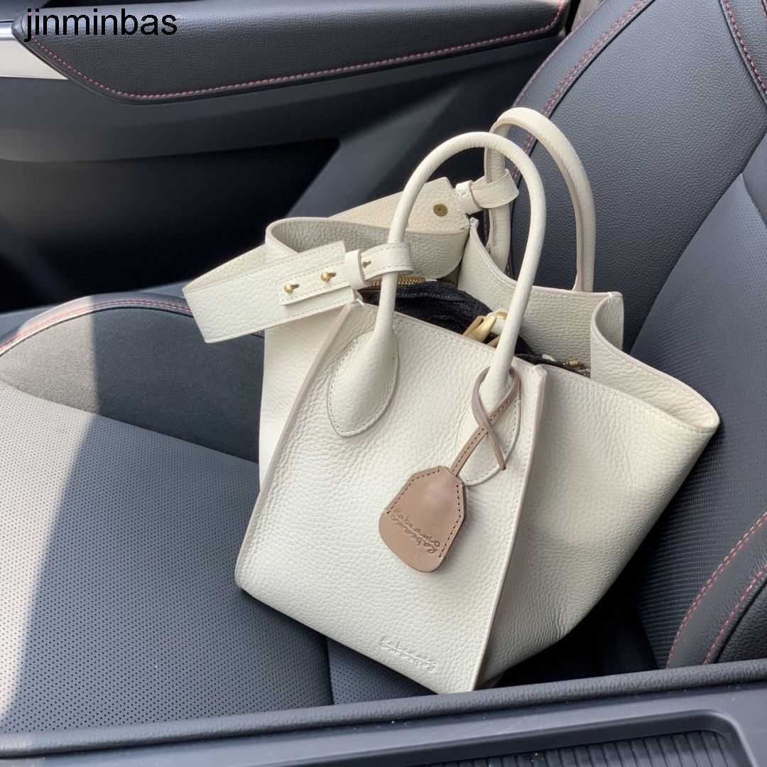 Handbag Shop 80% Wholesale and Retail Rabeanco Wing Italian Minority Women's One Shoulder Cross Body Leather Portable Bucket, Cream
Handbag Shop 80% Wholesale and Retail Rabeanco Wing Italian Minority Women's One Shoulder Cross Body Leather Portable Bucket, Cream