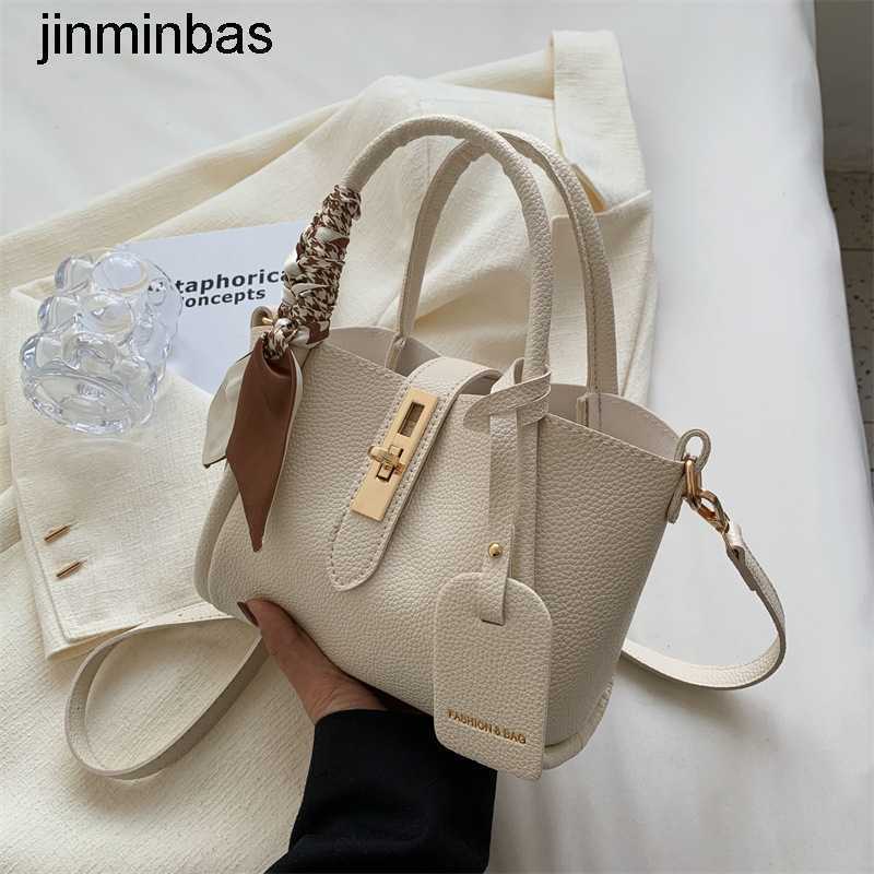 Handbag Shop 80% Wholesale Retail Tote Bag Women's 2023 Spring Summer New Trend Silk Scarf High-grade High-capacity Single Shoulder Msenger Bag, White
Handbag Shop 80% Wholesale Retail Tote Bag Women's 2023 Spring Summer New Trend Silk Scarf High-grade High-capacity Single Shoulder Msenger Bag, White