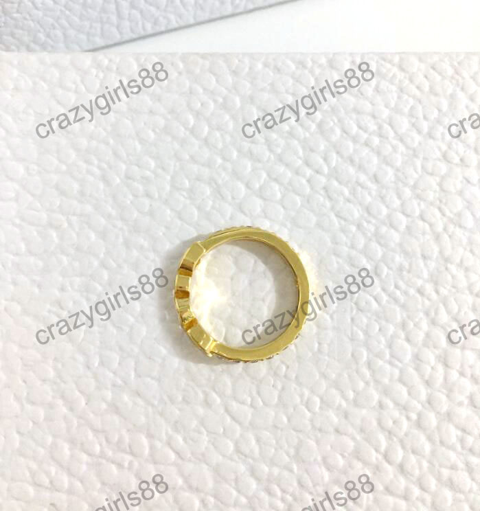 Luxury designer gold silver letter band rings woman fashion ring for lady female party wedding lovers gift jewelry With Box
Luxury designer gold silver letter band rings woman fashion ring for lady female party wedding lovers gift jewelry With Box