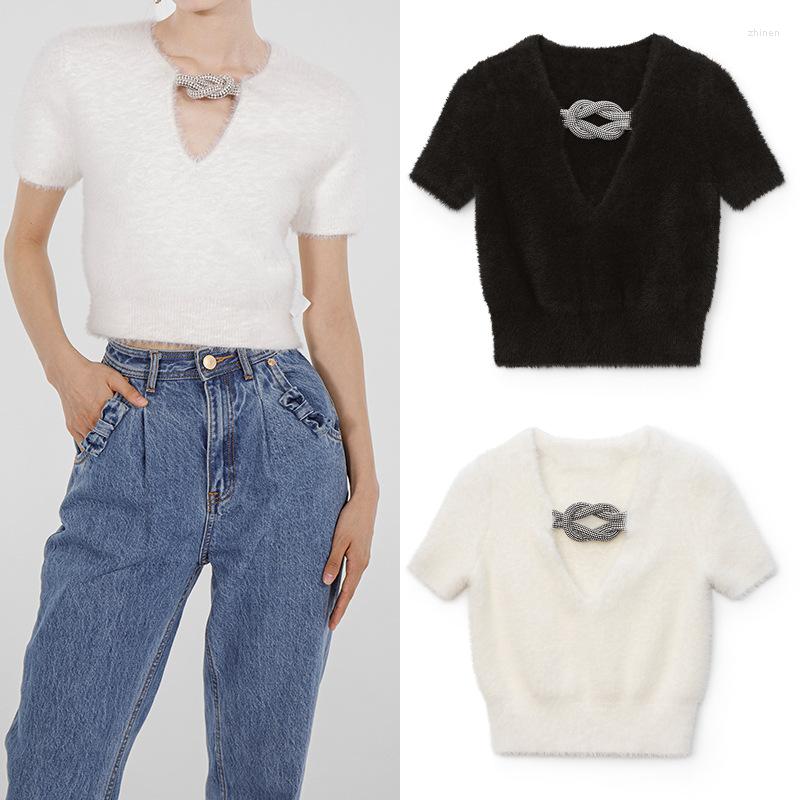 Women' Sweaters 2022 Autumn And Winter Plush Rhinestone V-neck Sweater Women Short Mohair Short-sleeved Pullover Top, White
Women' Sweaters 2022 Autumn And Winter Plush Rhinestone V-neck Sweater Women Short Mohair Short-sleeved Pullover Top, White