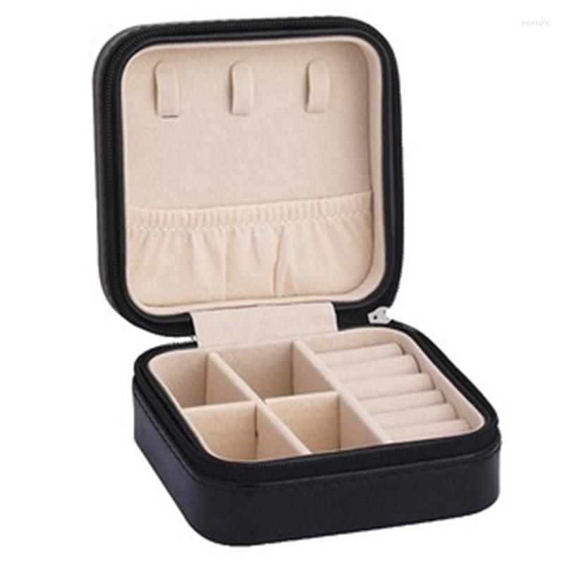 Jewelry Pouches PU Leather Small Box Travel Portable Used For Ring Pendant Earring Bracelet Storage
Jewelry Pouches PU Leather Small Box Travel Portable Used For Ring Pendant Earring Bracelet Storage