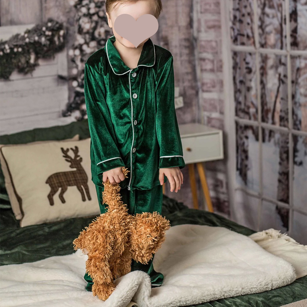 Pajamas Wholesale Baby Toddler Kids Boys And Girls Family Matching Christmas Pyjamas Clothes Set Velvet Children 221125