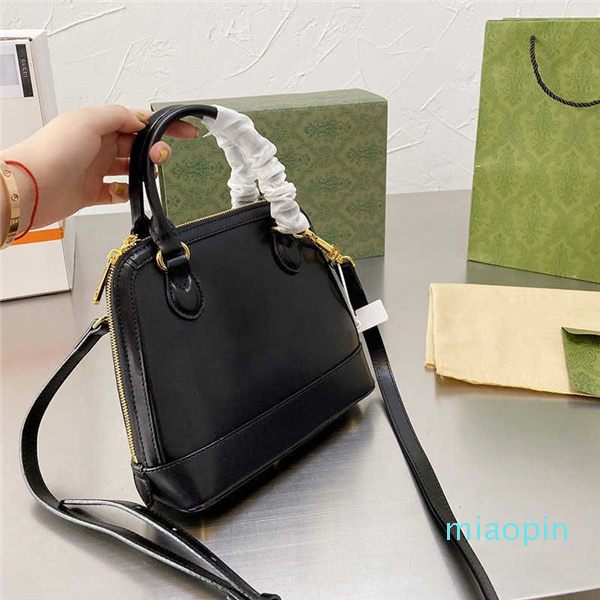 Designer Backpack Handbag Shoulder Bags Handbags Luxury Bag Fashion brand High-end Genuine leather With exquisite packaging and original, Black
Designer Backpack Handbag Shoulder Bags Handbags Luxury Bag Fashion brand High-end Genuine leather With exquisite packaging and original, Black