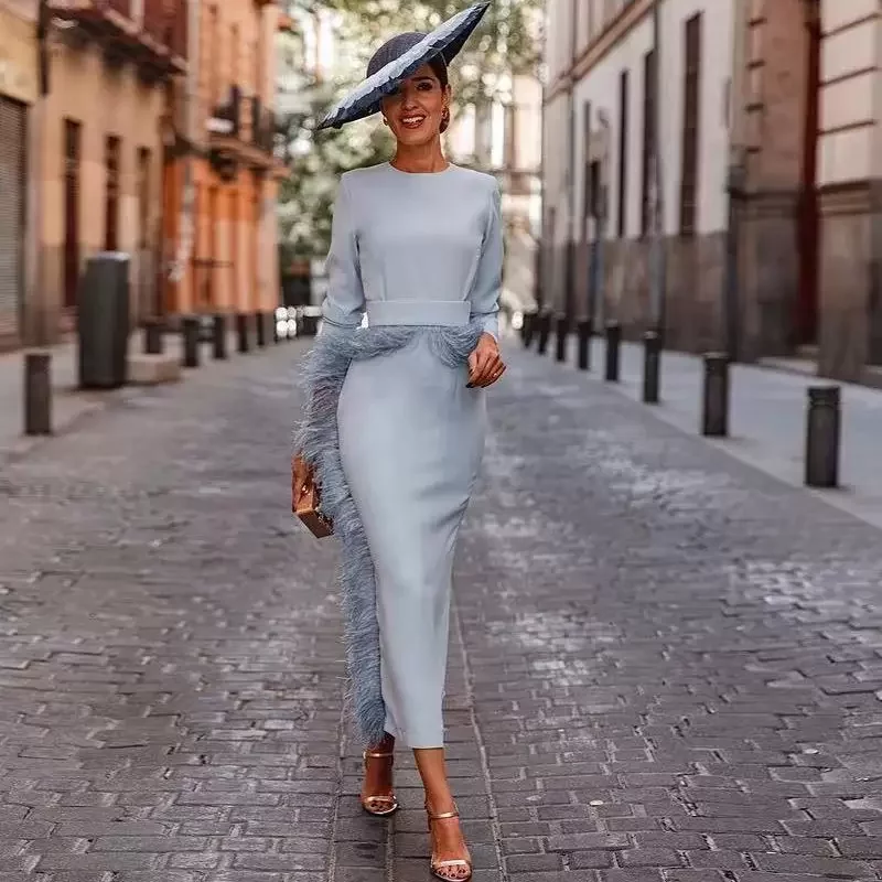 Feather Sheath Mother of the Bride Dresses Tea Length Satin Wedding Guest Gowns with Long Sleeve Jewel Neck Vestidos De
Feather Sheath Mother of the Bride Dresses Tea Length Satin Wedding Guest Gowns with Long Sleeve Jewel Neck Vestidos De