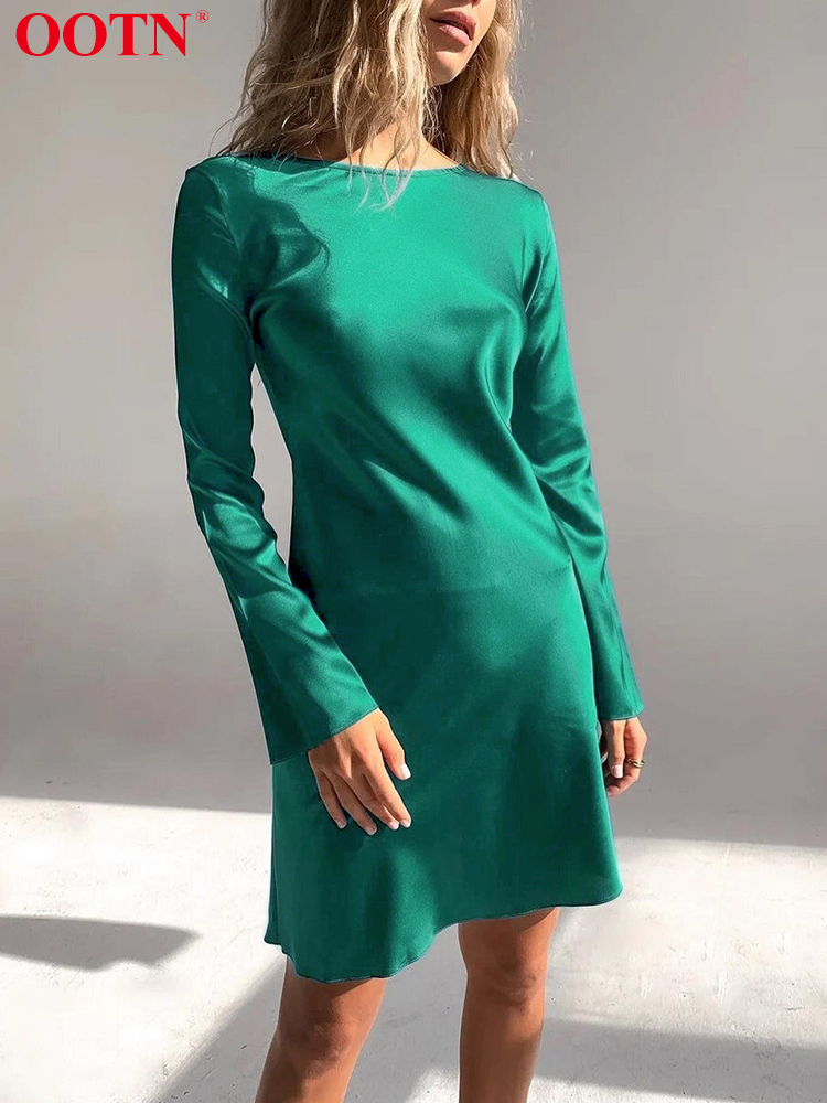 Casual Dresses OOTN Satin Graceful A Line Women Spring O Neck Office Lady Glossy Flare Sleeve Mini Plain Soft Female 221125, Brown
Casual Dresses OOTN Satin Graceful A Line Women Spring O Neck Office Lady Glossy Flare Sleeve Mini Plain Soft Female 221125, Brown