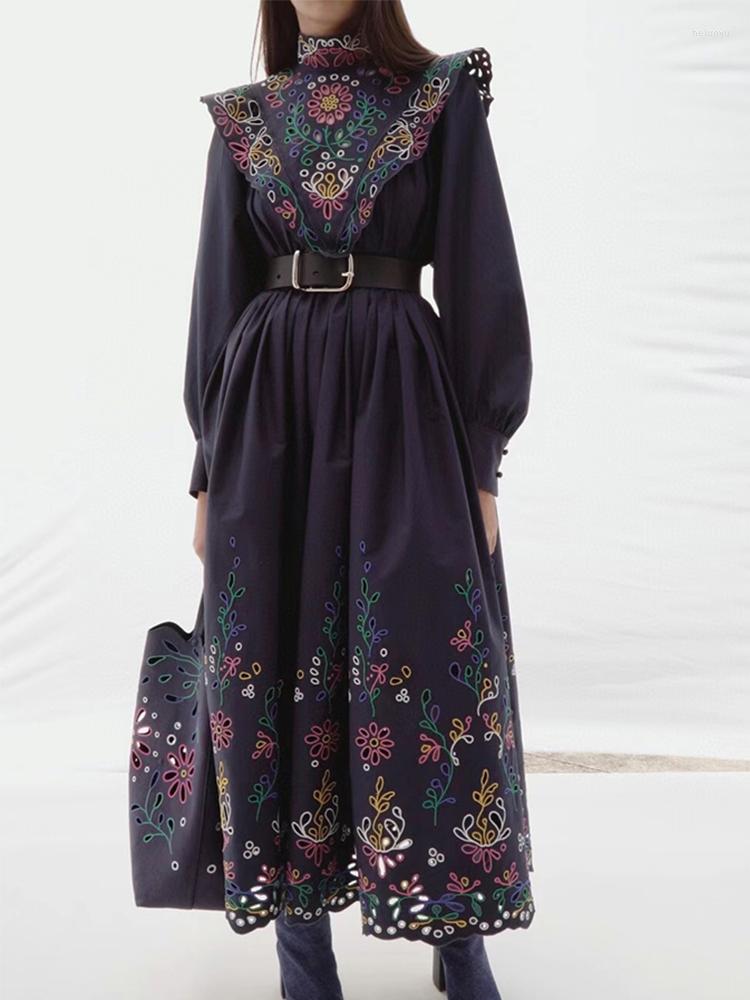 Work Dresses Fashion Runway 2022 Spring Cotton Skirt Set Women Blue White Hollow Out Ruffless Top High Waist Embroidery Floral
Work Dresses Fashion Runway 2022 Spring Cotton Skirt Set Women Blue White Hollow Out Ruffless Top High Waist Embroidery Floral