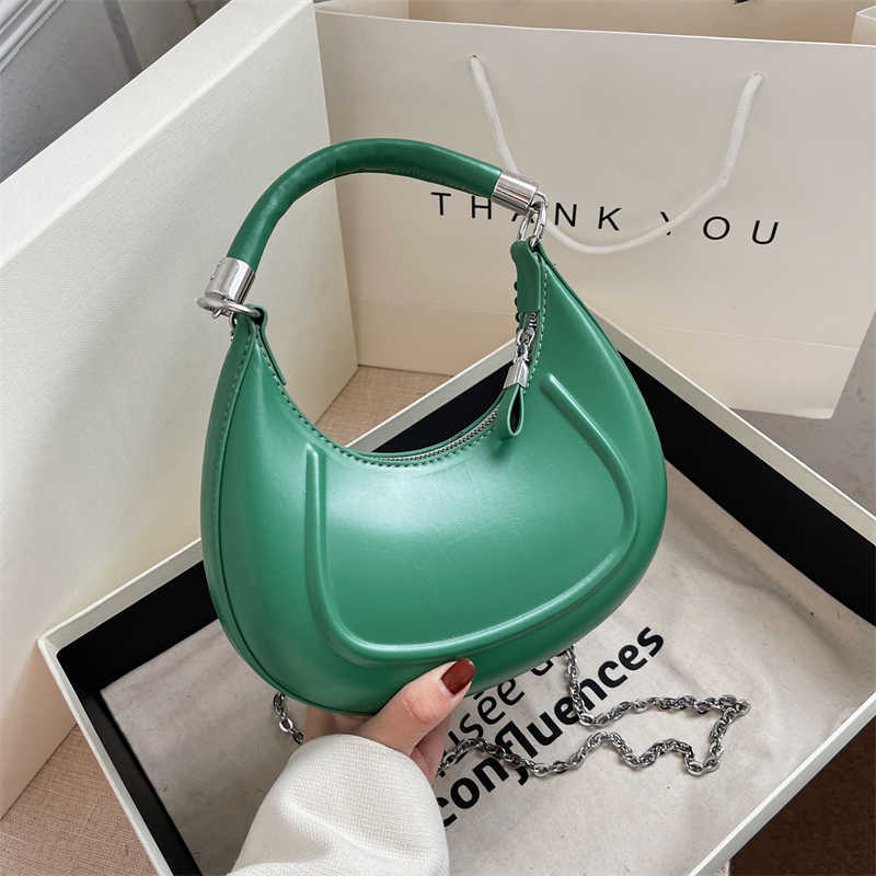 Totes 2022 New Vintage Handbag Leather Clutch Purse Small Shoulder Bags For Woman Chain Crossbody Bags Luxury Design Woman Hobo Bag Y2211, Pink
Totes 2022 New Vintage Handbag Leather Clutch Purse Small Shoulder Bags For Woman Chain Crossbody Bags Luxury Design Woman Hobo Bag Y2211, Pink