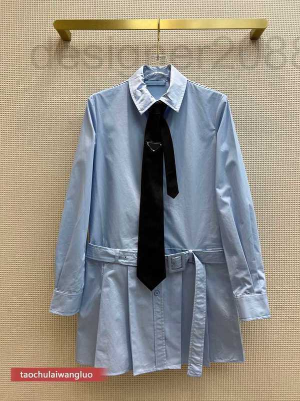 Casual Dresses designer 2022 spring and summer college style aging design tie Pleated Dress high-end women' wear TIWC, Light blue
Casual Dresses designer 2022 spring and summer college style aging design tie Pleated Dress high-end women' wear TIWC, Light blue