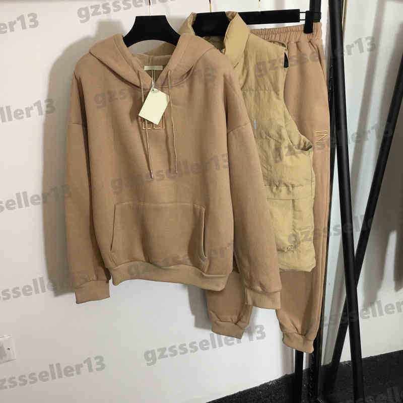 Three-piece Sets Women Outfit Ce Designer Tracksuits Plus Velvet Warm Embroidered Letter Hooded Sweater Cotton Vest And Casual Sweatpants Size S
Three-piece Sets Women Outfit Ce Designer Tracksuits Plus Velvet Warm Embroidered Letter Hooded Sweater Cotton Vest And Casual Sweatpants Size S