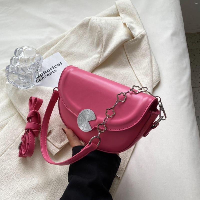 Evening Bags Women Fshon Small Chain Shoulder Messenger Autumn Winter Trend Elegant Ladies Casual Party Underarm Package Ins, Black
Evening Bags Women Fshon Small Chain Shoulder Messenger Autumn Winter Trend Elegant Ladies Casual Party Underarm Package Ins, Black