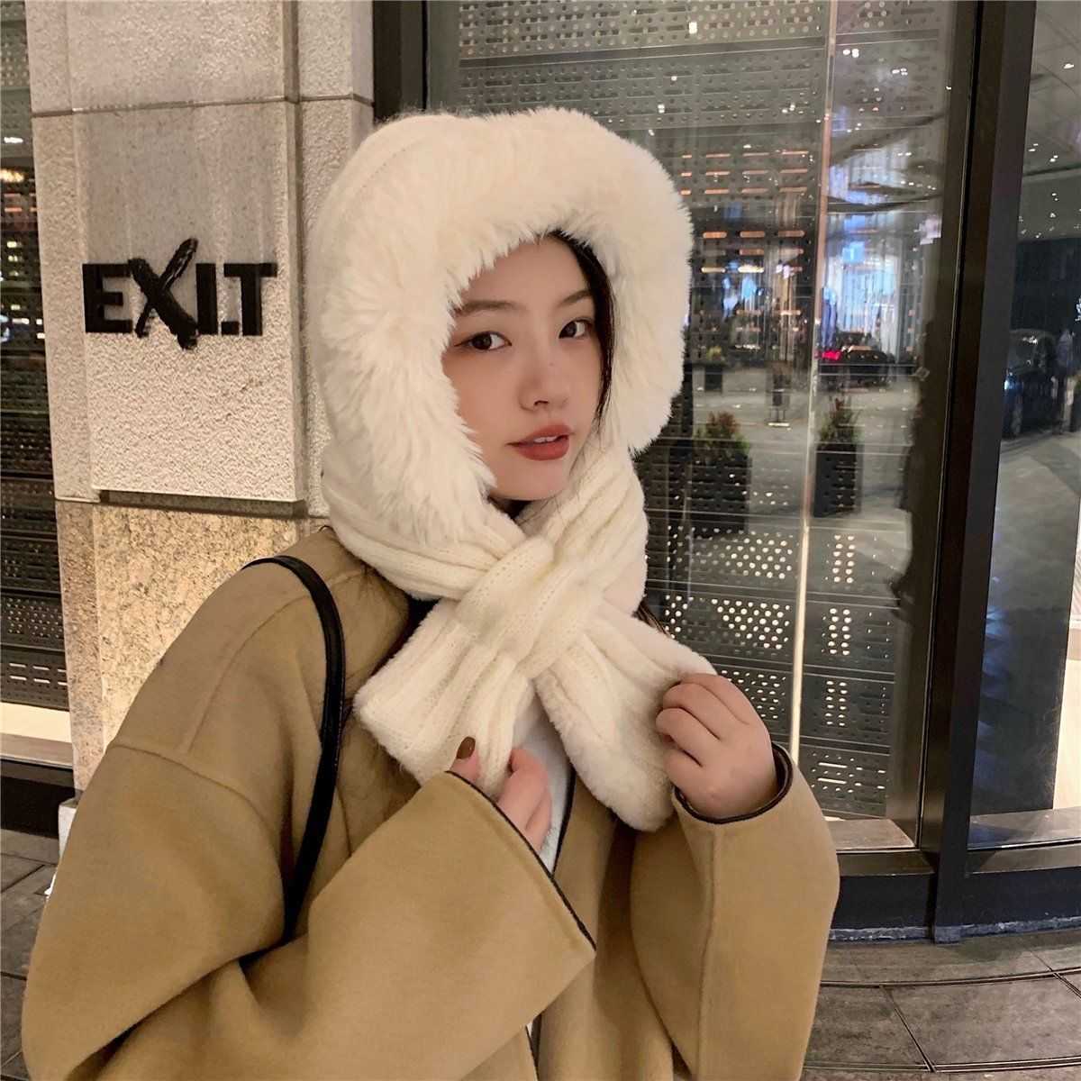 Cloches Hat scarf one autumn and winter Korean version of plush scarf plus velvet ear protection knitted Lei Feng hat cute women, Black
Cloches Hat scarf one autumn and winter Korean version of plush scarf plus velvet ear protection knitted Lei Feng hat cute women, Black