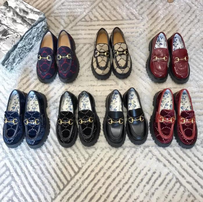 2022 Luxury designer shoe Women Lug Sole Horsebit woman Loafer Shoes Gold-toned Embroidery Bee Slip On Platfrom Sneakers Lady Leather White Black Comfort Walking, Color 1
2022 Luxury designer shoe Women Lug Sole Horsebit woman Loafer Shoes Gold-toned Embroidery Bee Slip On Platfrom Sneakers Lady Leather White Black Comfort Walking, Color 1