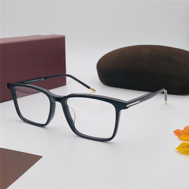 Sunglasses Optical Eyeglasses For Men Women Retro 5607-B Style Anti-Blue Glasses Light Lens Plate Full Frame With Box
Sunglasses Optical Eyeglasses For Men Women Retro 5607-B Style Anti-Blue Glasses Light Lens Plate Full Frame With Box