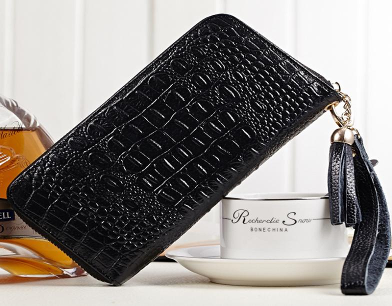 New Ladies Purse Hand Bag Leather long crocodile Handbag Wallet Zipper European beauty Purse2433574, Beige
New Ladies Purse Hand Bag Leather long crocodile Handbag Wallet Zipper European beauty Purse2433574, Beige
