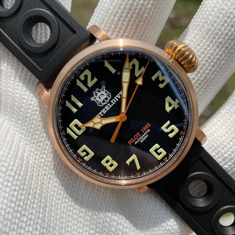 Wristwatches Steeldive SD1903S Diver Watch Big Size Solid Bronze Case Super Luminous C3 Unique Crown 200M Mechanical Dive Wristwatch, Coffee
Wristwatches Steeldive SD1903S Diver Watch Big Size Solid Bronze Case Super Luminous C3 Unique Crown 200M Mechanical Dive Wristwatch, Coffee