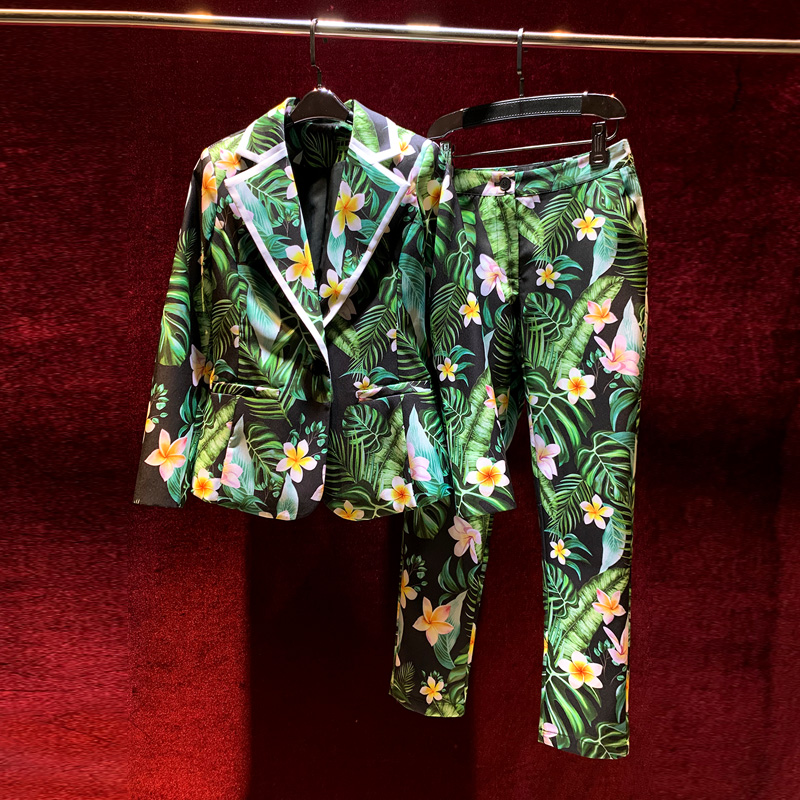 Two Piece Pants New New European and American women's wear for winter 2022 Long sleeve floral print coat Nine minutes of pants Fashion suits, Green
Two Piece Pants New New European and American women's wear for winter 2022 Long sleeve floral print coat Nine minutes of pants Fashion suits, Green