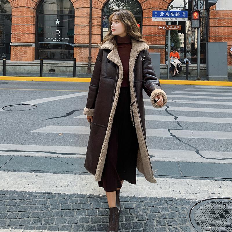 Women' Leather Long Women Shearling Sheepskin Coat Winter Thick Warm Wear Lady Overcoat Real Fur Female Streetwear Outdoor Jacket, Khaki
Women' Leather Long Women Shearling Sheepskin Coat Winter Thick Warm Wear Lady Overcoat Real Fur Female Streetwear Outdoor Jacket, Khaki